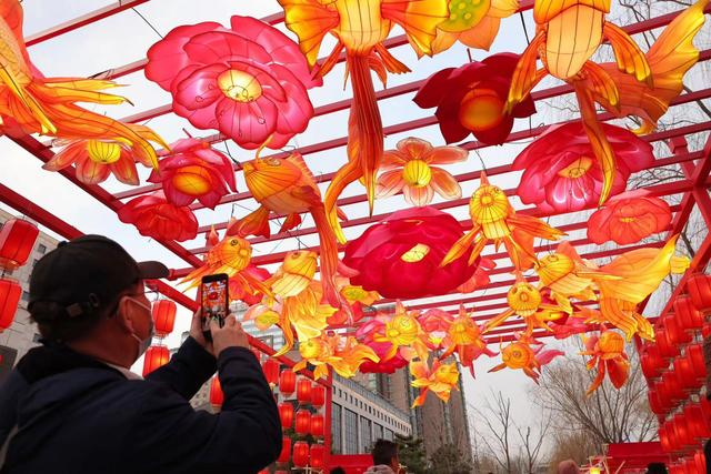 国潮文化节吸引游客拍照。新京报记者 王飞 摄