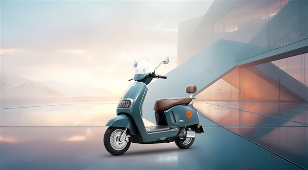 雅迪冠能6代 M85