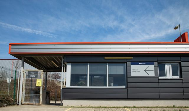 这是3月18日在匈牙利比奥托尔巴吉拍摄的蔚来能源欧洲工厂外景。新华社记者 张帆 摄