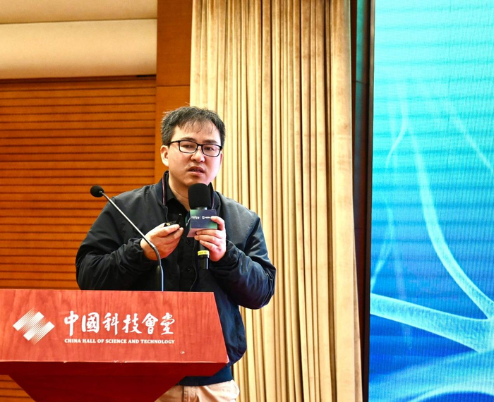 浙江大学医学院附属邵逸夫医院睡眠中心执行主任 张力三教授
