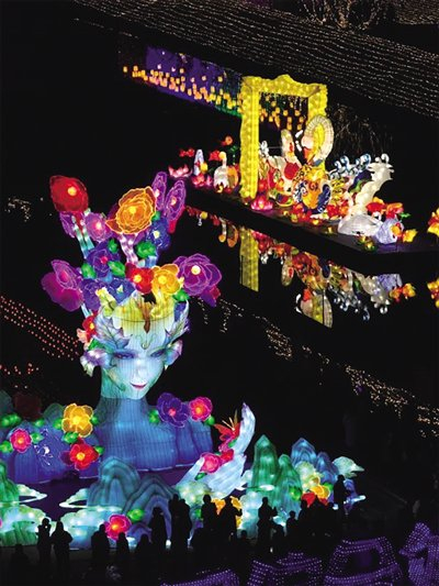 　　▲曹村灯会。 图片由主办方提供