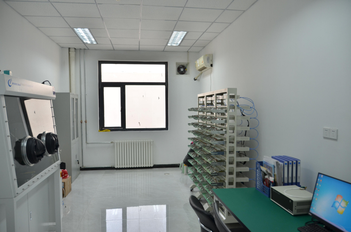 和兴化学工业有限公司电化学性能检测室。