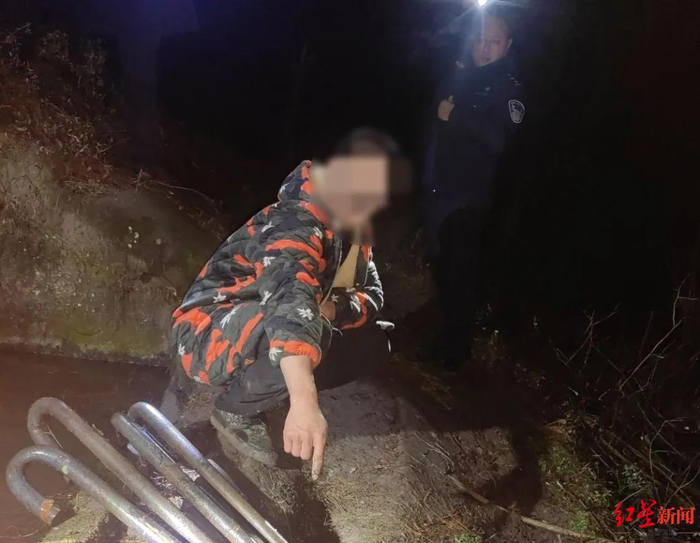 ▲犯罪嫌疑人指认现场 图据警方