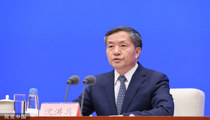 中疾控主任沈洪兵:目前国内新冠整体呈低流行,呼吸道传染病仍是最大