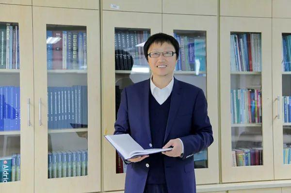 张立群（资料图 来源：华南理工大学网站）