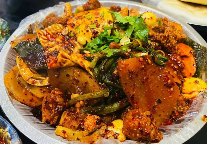 天水麻辣烫“灵魂三宝”：解密甘肃物产