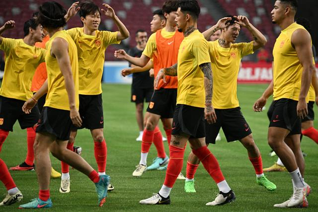 3月20日，中国队球员在训练中。新华社发（邓智炜摄）