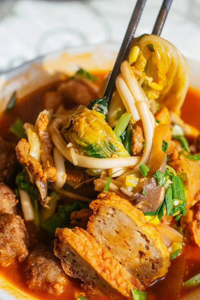 “呱呱坠地第一碗，洞房花烛第二碗，撒手人寰第三碗”。摄影/严肃‍‍‍‍‍‍