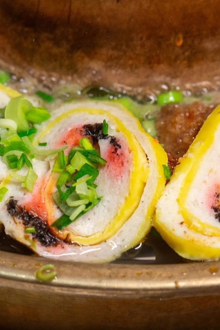 甘肃发菜卷，色泽美观，口感丰富。摄影/严肃