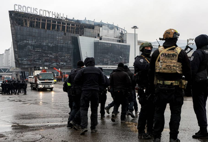 ▲俄罗斯安全部队到达现场