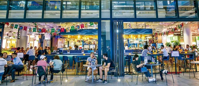 ● 中环街市的餐饮占比目前达到了35%，这也是符合民调的配置方案。