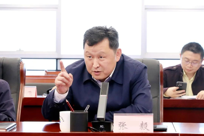 仪式上讲话宁乡市委副书记,市长黄滔在签约仪式上讲话宁乡市长黄滔