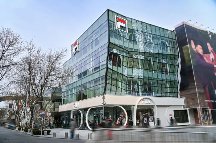 图 / FILA ICONA 北京太古里旗舰店
