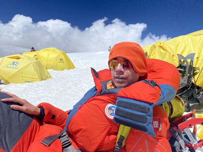 ▲艾力库提·地里夏提说，他很享受登山带给他的快乐