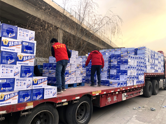 东鹏饮料深入灾区提供支持
