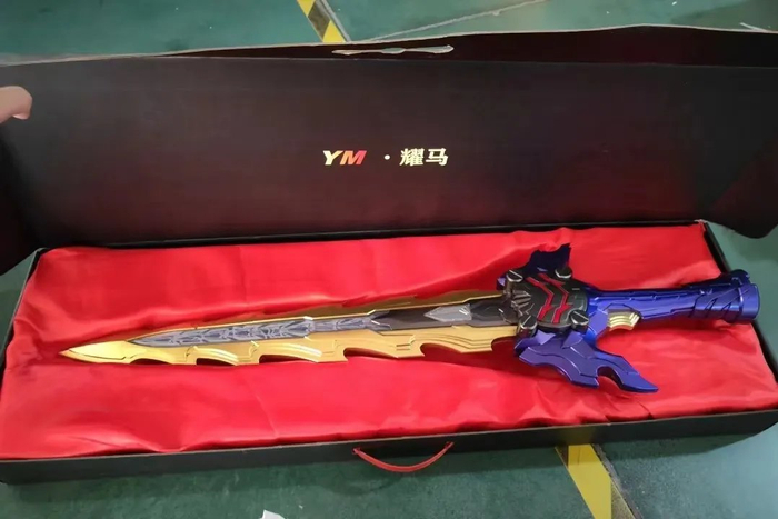 公安机关查获并扣押的涉案仿品。