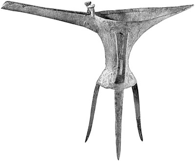     二里头遗址出土铜爵 图片来源：《中国青铜器全集》