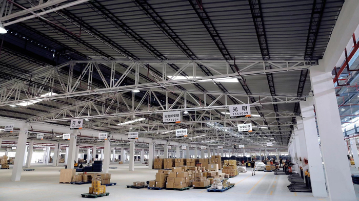 安能物流虎门分拨中心 图片来源：企业供图