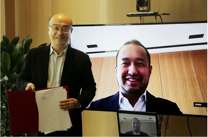 两位老朋友CDL郭益智和协信创始人吴旭2020年4月视频签约