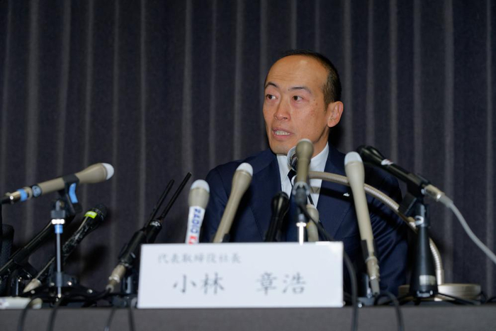　　2024年3月29日，小林制药公司社长小林章浩在日本大阪举行的新闻发布会上讲话。新华社记者 张笑宇 摄