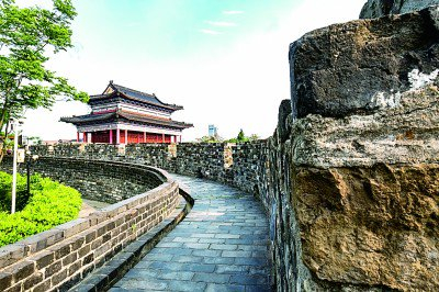     南京城墙局部 陈志文摄