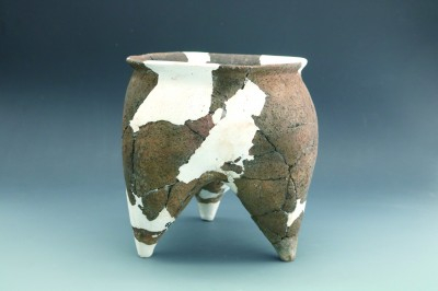     具有湖熟文化特征的素面鬲 南京市考古研究院供图