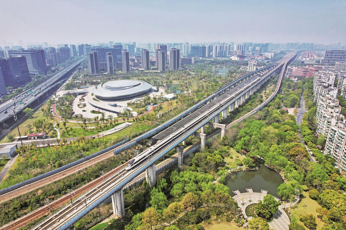 春游人气旺 铁路运输忙|春游|宁杭高铁|中国铁路_新浪新闻