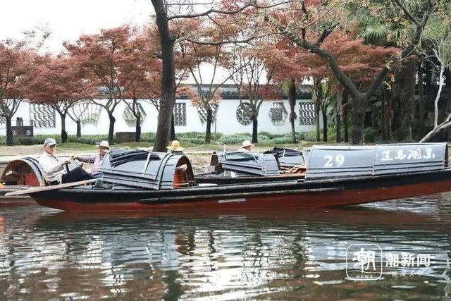 乌篷船 俞倩玮/摄