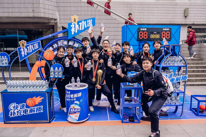 补水啦耐高现场展位