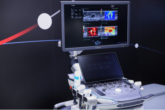 （图：超高端超声系统昆仑Resona A20）