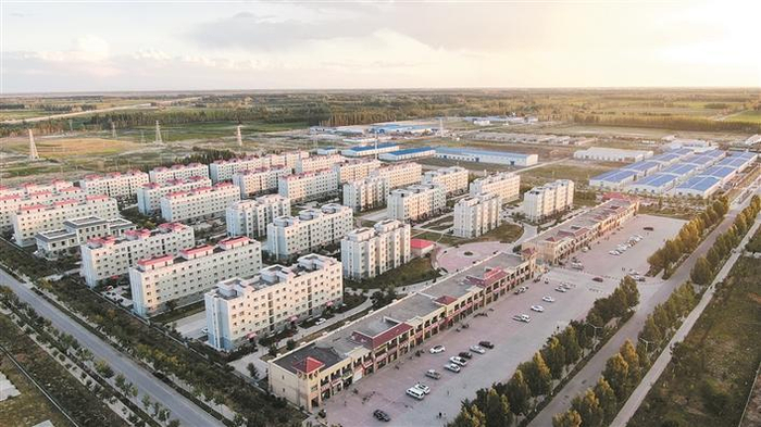     航拍四师六十四团小城镇风光（摄于2023年9月28日）。李惠  卢昱潼  摄