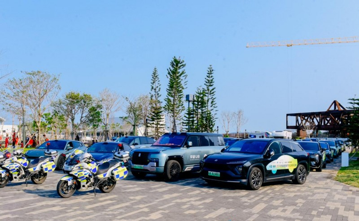10余个品牌20余款车型参与本次众测环岛赛
