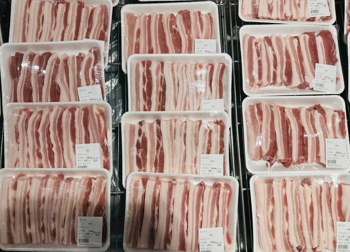 在当下这个追求高效与环保的时代，麦德龙的小包装商品，不仅是商品的简单调整，也是对中国消费者生活方式的一种贴心呼应。