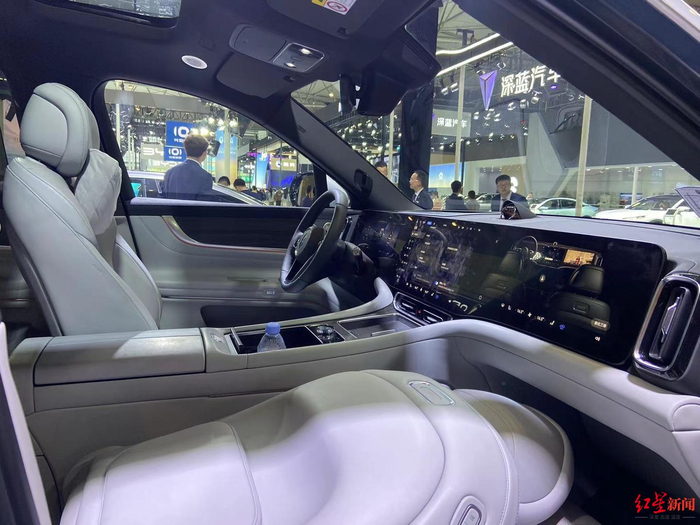 ▲可折叠的座椅