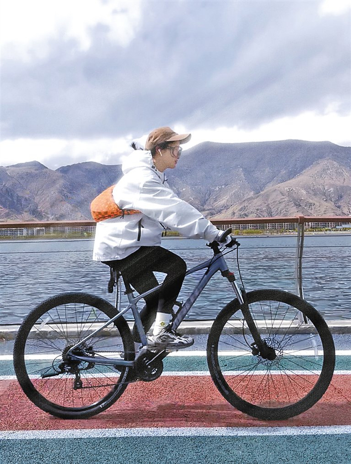 拉萨掀起春日"骑行热"|自行车|拉萨市_新浪新闻