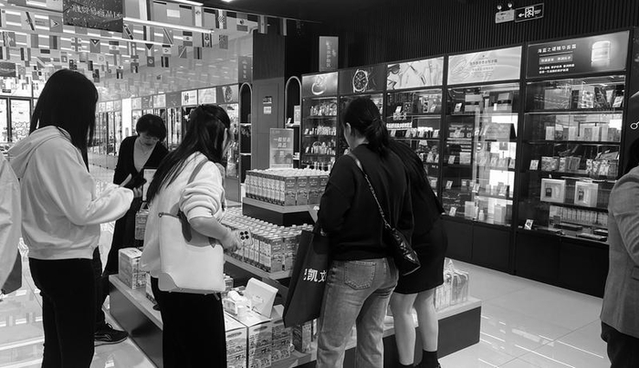 家门口"海淘"10分钟发货|海淘|跨境电商|发货_新浪新闻