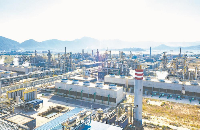 俯瞰申远新材料一体化产业园。  恒申集团 供图