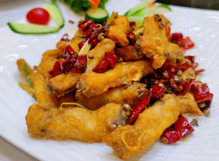 红豆网友 云想衣裳花想容 摄