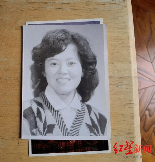 ▲年轻时的顾敏黎