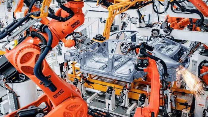 蔚来自动化生产线