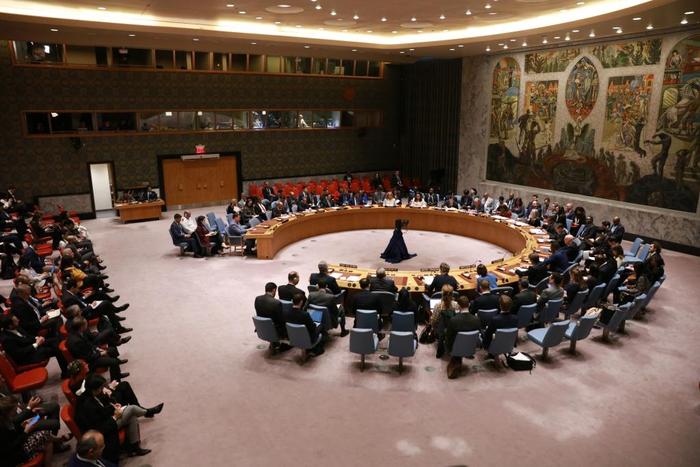 4月14日，在位于纽约的联合国总部，联合国安理会就伊朗袭击以色列举行紧急会议。新华社记者谢锷摄
