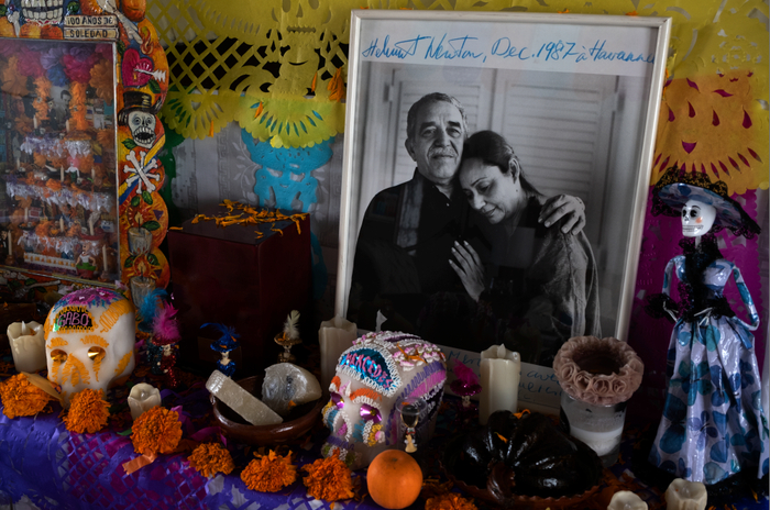 马尔克斯与妻子的祭坛