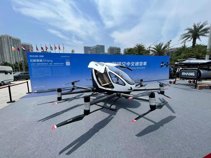 全球首款无人驾驶载人航空器（央广网记者 蔡文娟 摄）