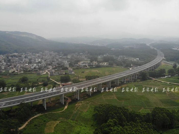 吉水大桥。