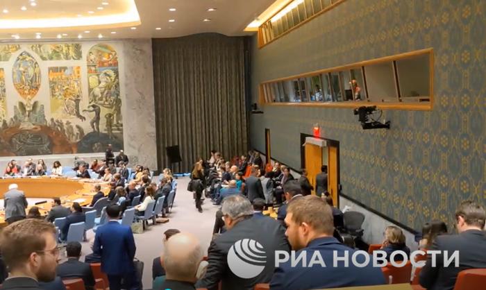 俄媒：以色列常驻联合国代表在安理会发言时，现场多名外交官离场