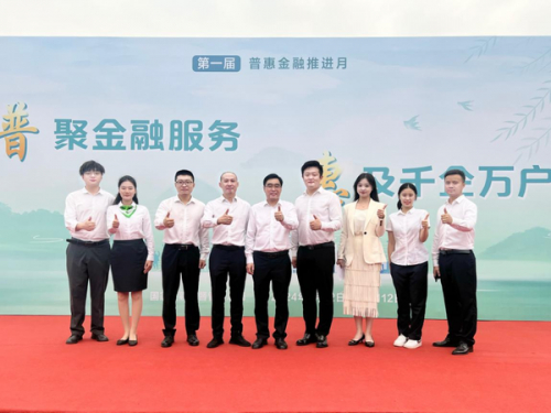 （海保人寿参与活动的专业团队）