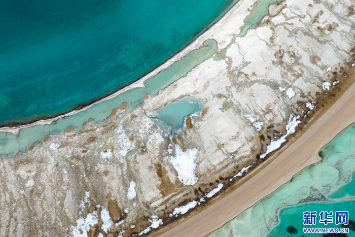 　　4月14日拍摄的色林错（无人机照片）。新华网 旦增努布 摄