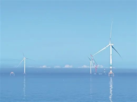 防城港海上风电示范项目海上施工作业现场。吕艳令 摄