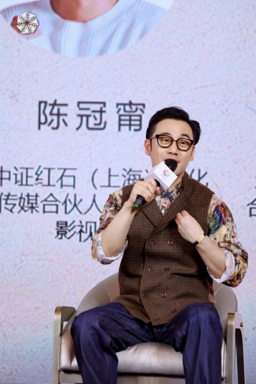 合伙人/影视投资人杨镜儒表示,带着微短剧去旅行的主题很好的结合了