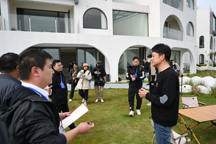 媒体记者在嵊泗采访 供图 嵊泗县委宣传部